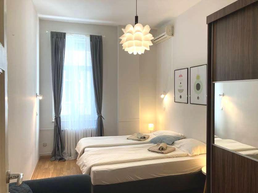 City Break Apartments Chic And Luxury Белград Экстерьер фото