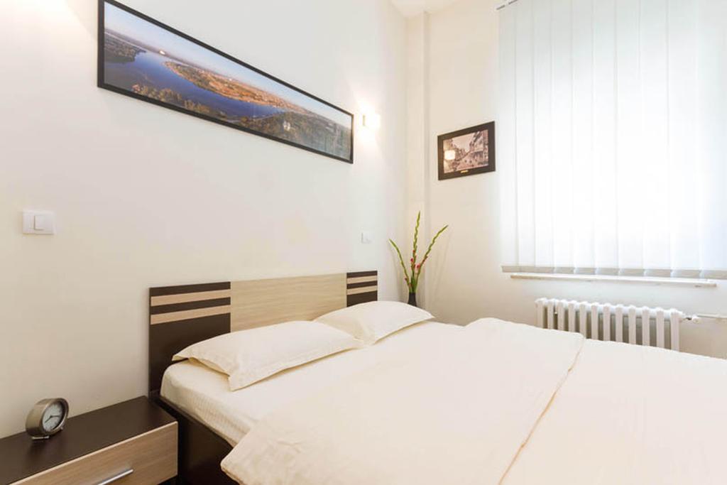 City Break Apartments Chic And Luxury Белград Экстерьер фото